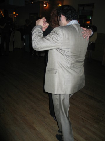 lb02may01.jpg